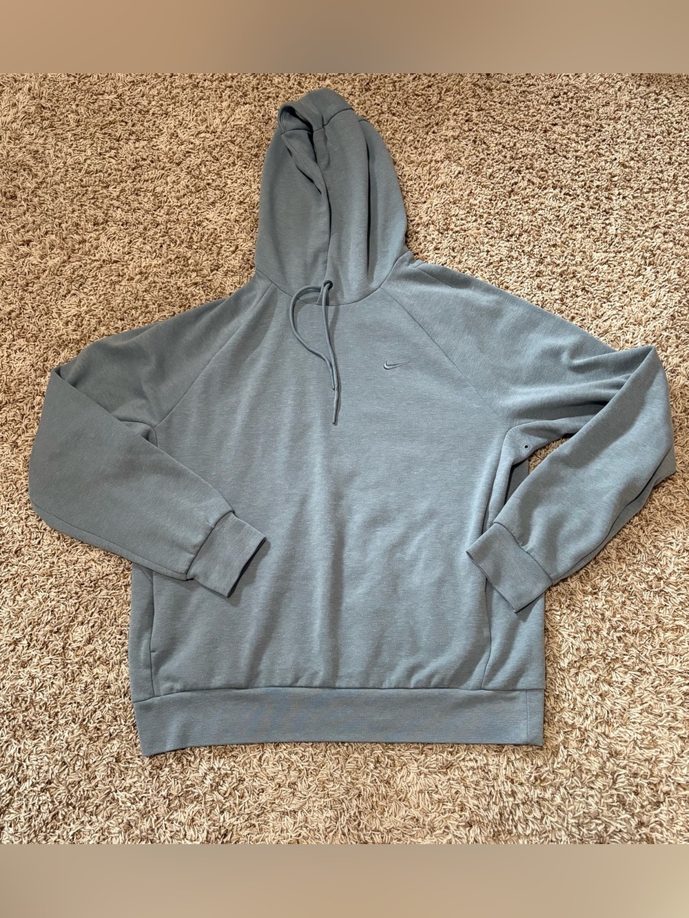 Nike Dri-FIT Primary Pullover Hoodie Mens size Medium Gray
